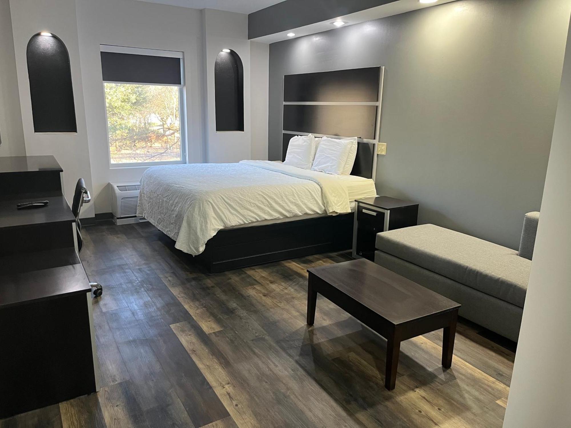 Sonesta Essential 서배너 외부 사진