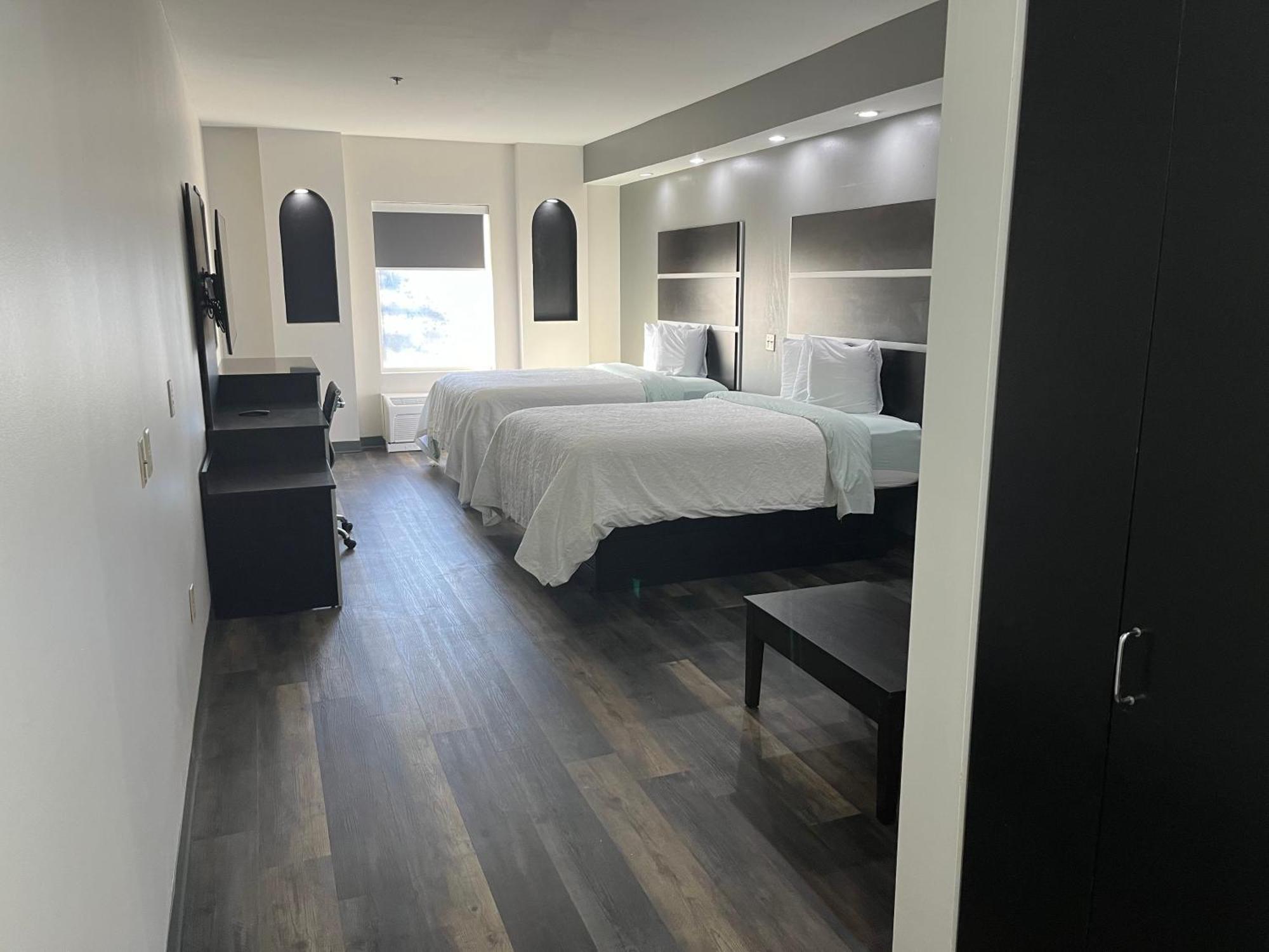 Sonesta Essential 서배너 외부 사진