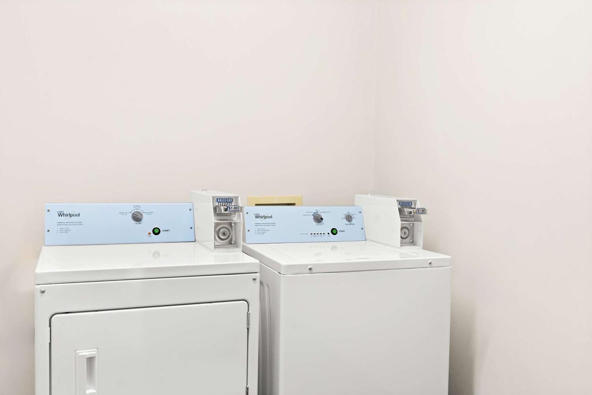 Sonesta Essential 서배너 외부 사진