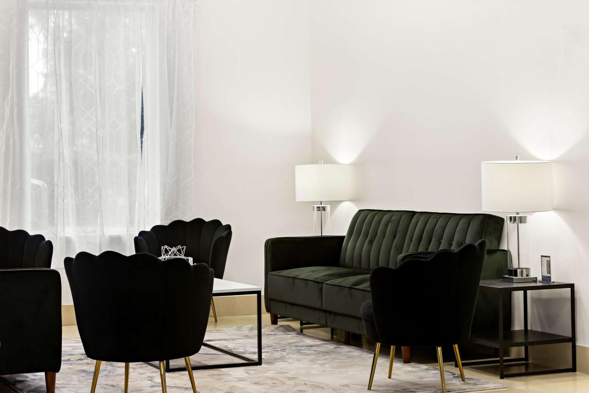 Sonesta Essential 서배너 외부 사진