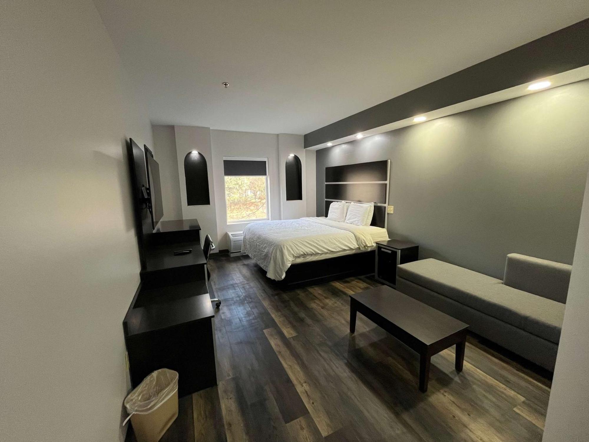 Sonesta Essential 서배너 외부 사진